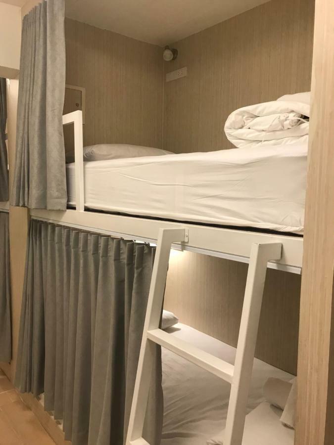 チエンマイ Baan Ploy In (Adults Only)ホステル エクステリア 写真